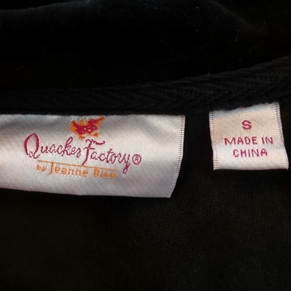 Quacker Factory women's size small fleece zip up vest - Picture 5 of 6